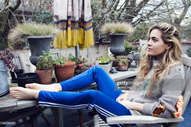 chelsea leyland feet