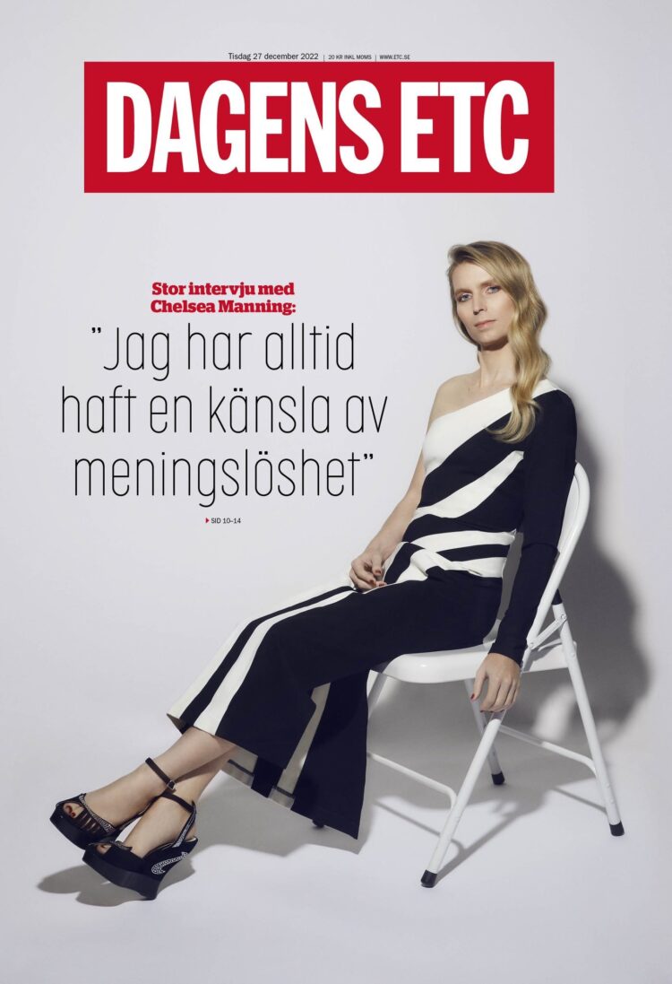 chelsea manning feet 3