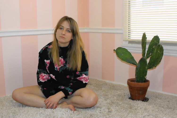 chelsea martin feet 1