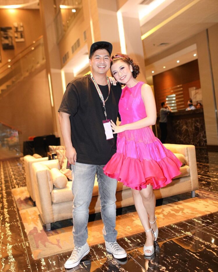 chelsea olivia feet 6