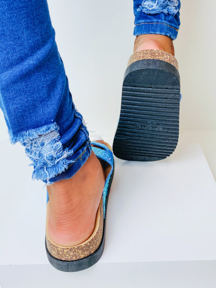 chelsea pearl feet 1