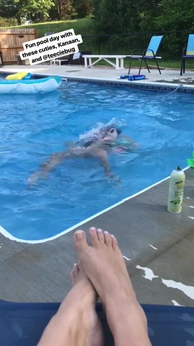 chelsea sorrell feet