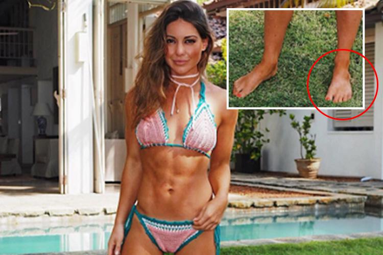 chelsea thompson feet 2