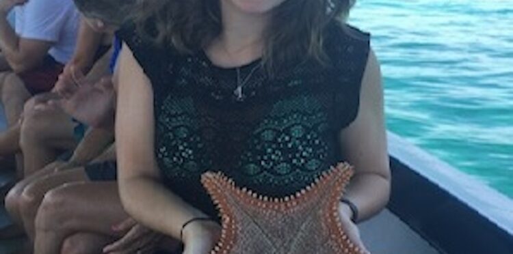 chelsea thompson feet 4