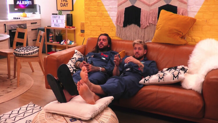 chelsea thompson feet 6