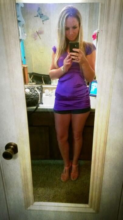 chelsey sinclair feet 3