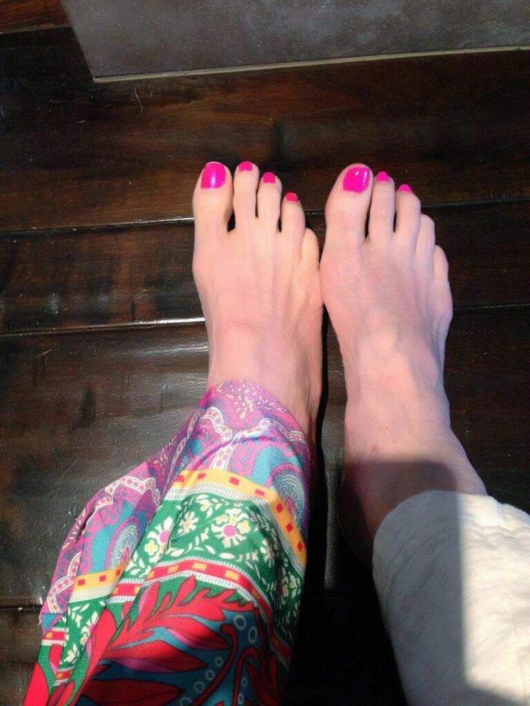 cher feet 1