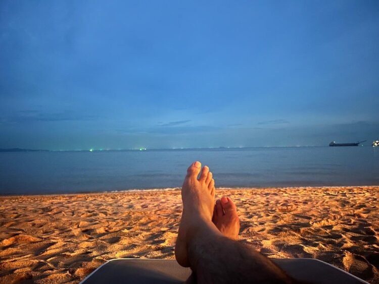 cherelle be minor feet 6