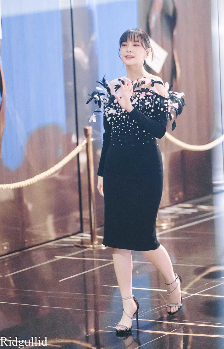 cherprang areekul feet