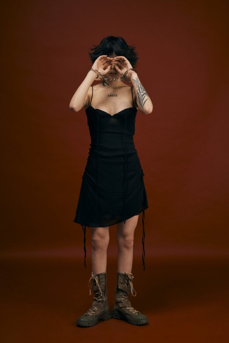 cheshir ha feet 1 scaled