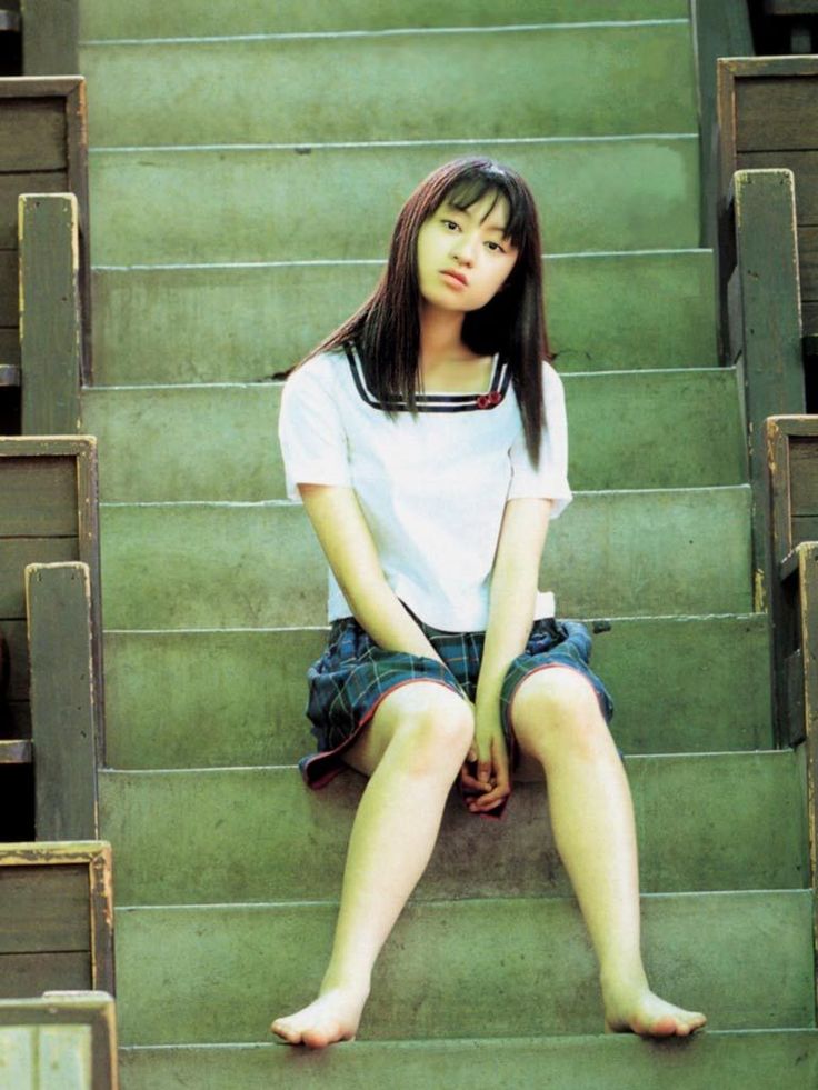 chiaki kuriyama feet