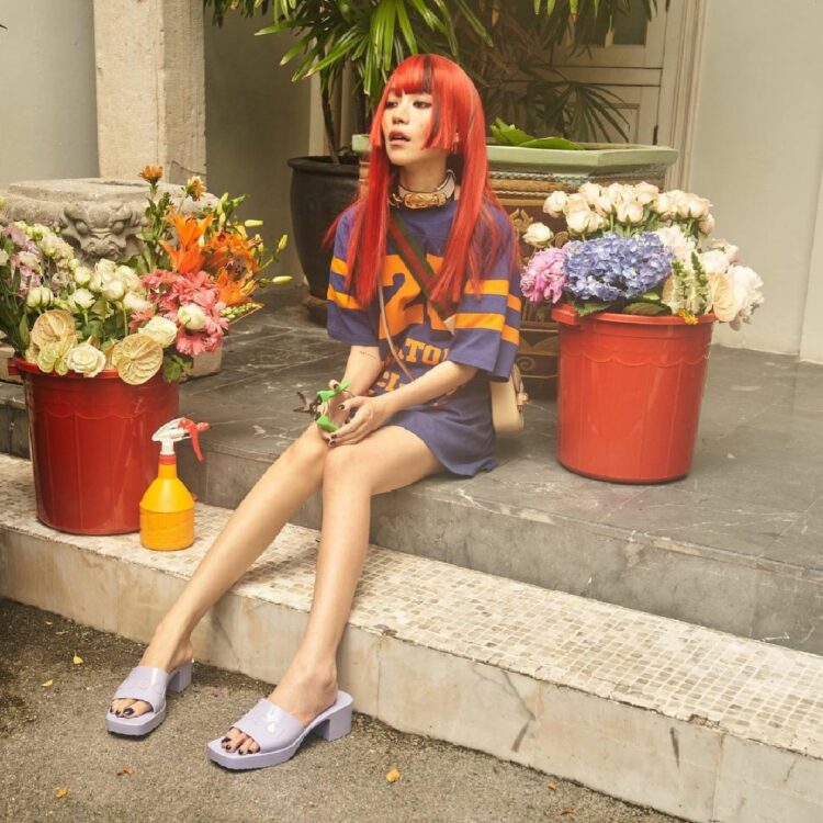 chicha amatayakul feet 6