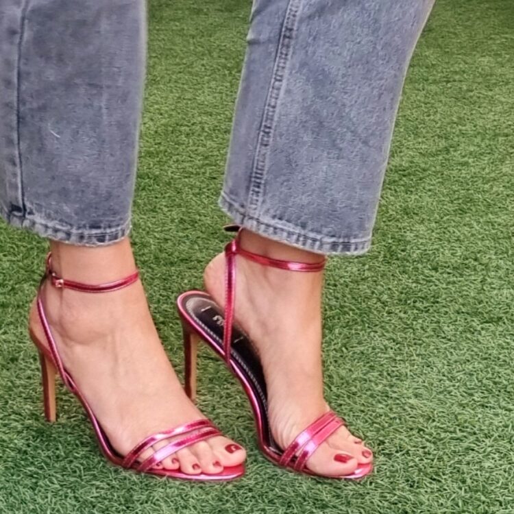 chincha rabina feet 6