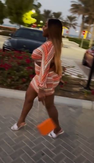 chioma avril rowland feet 2