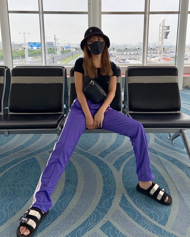 chisato yoshiki feet 1