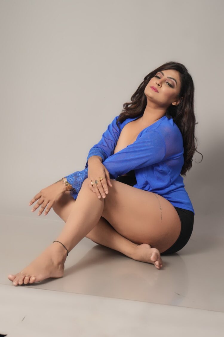 chitra kadam feet 6