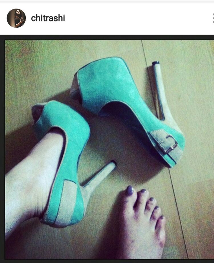 chitrashi rawat feet 1