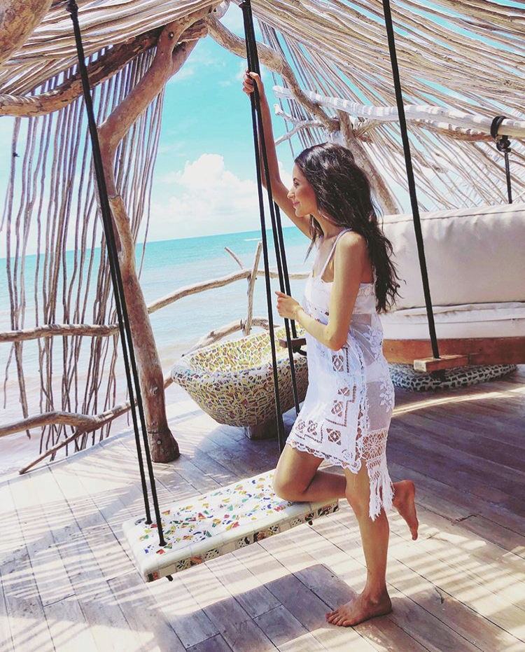 chloe coscarelli feet 2