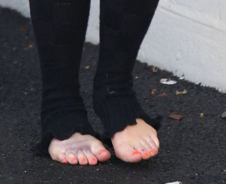 chloe fountain feet 2