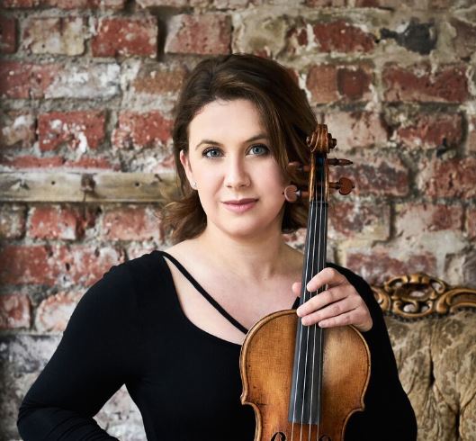 chloe hanslip feet 1