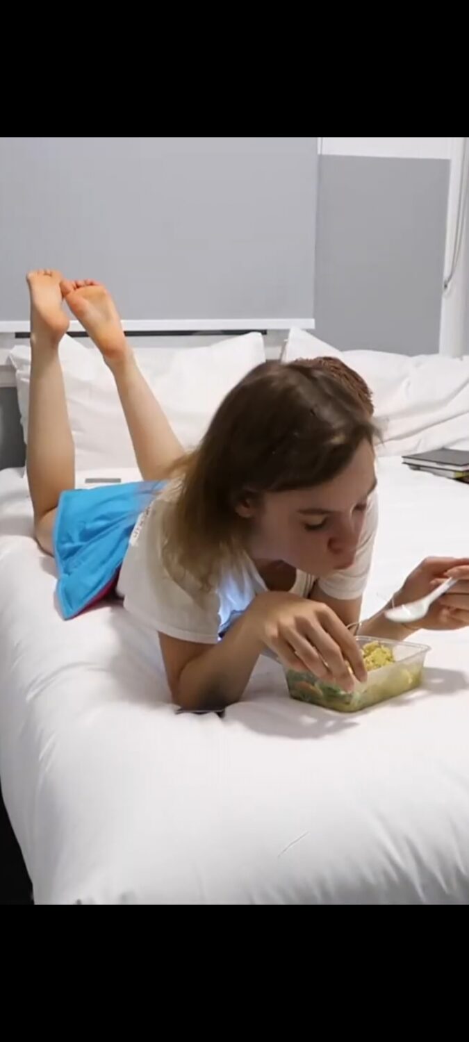 chloe hayden feet 1