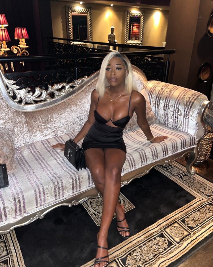 chloe kitembo feet 5