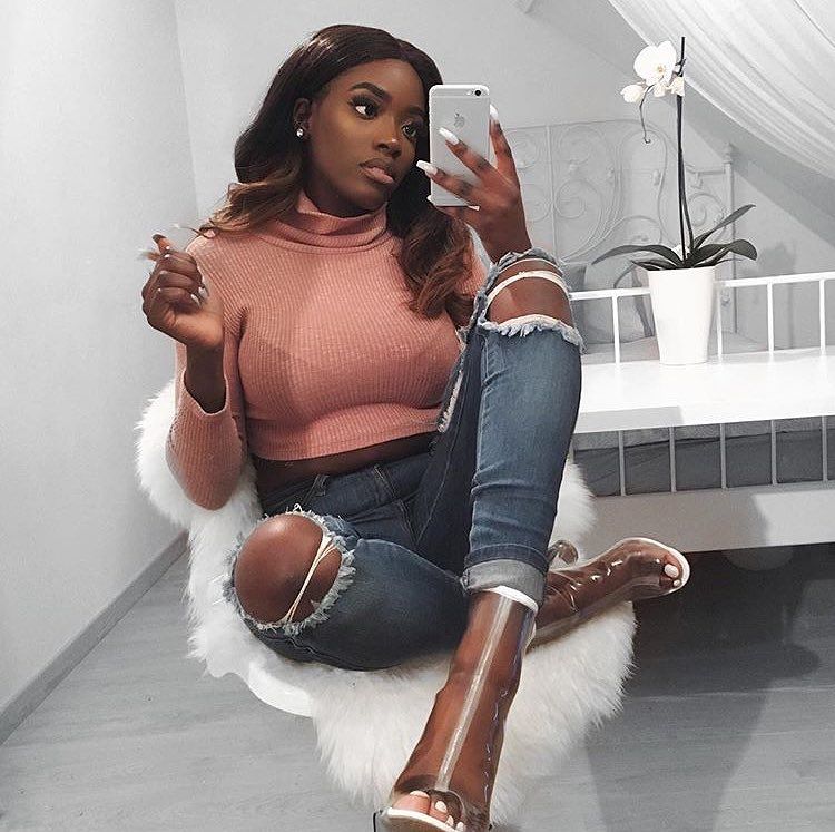 chloe kitembo feet 6