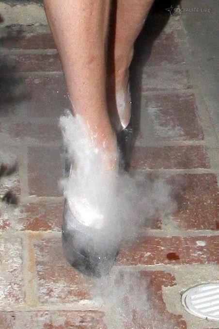 chloe lindsay feet 3