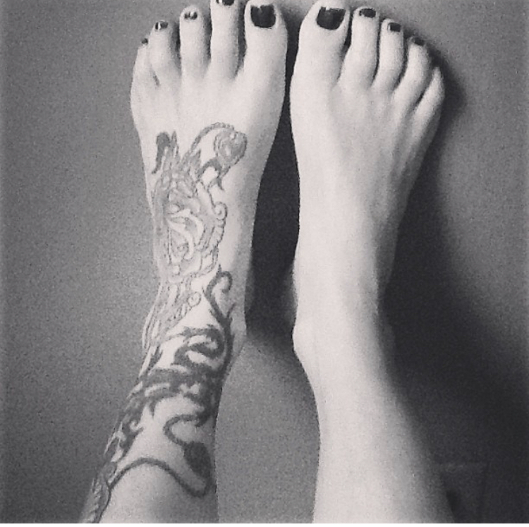 chloe trujillo feet 5