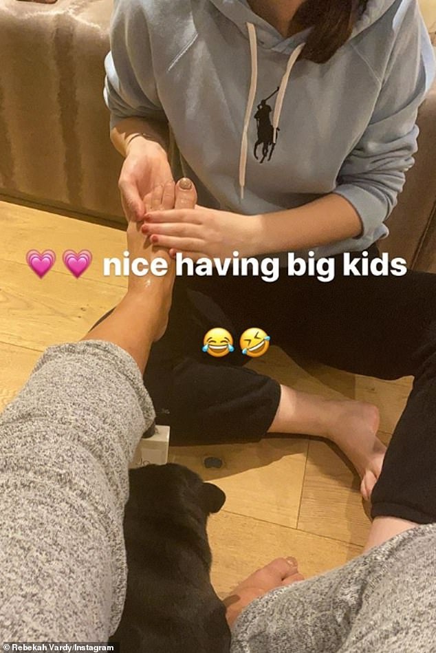 chloe vardy feet 2