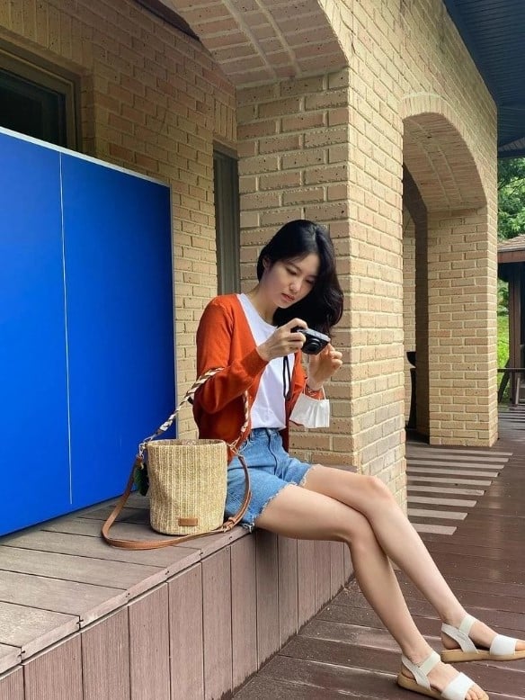 cho eun ae feet 2