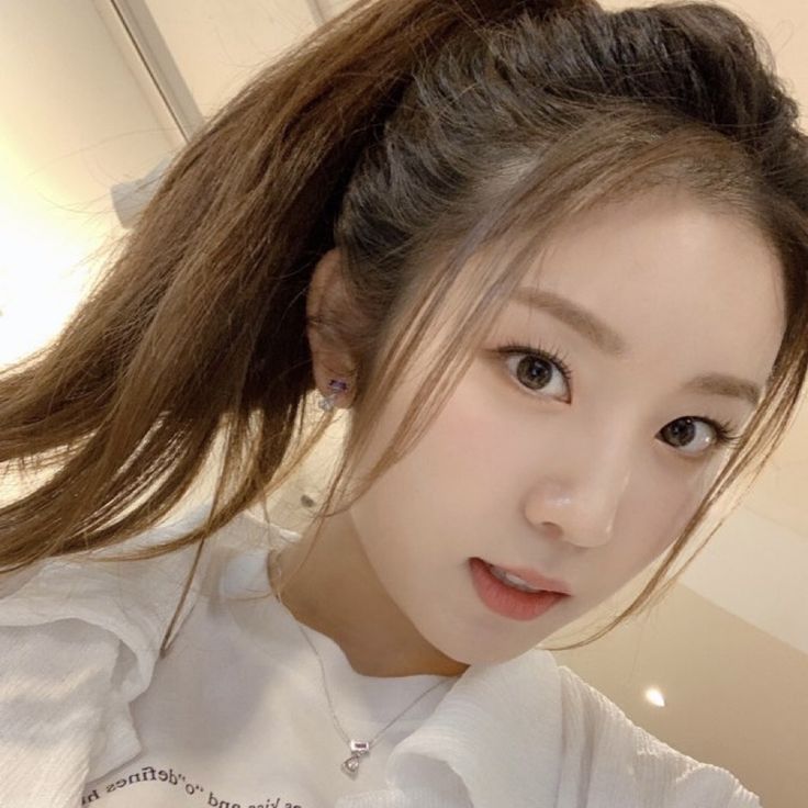 choi euijeong feet 4