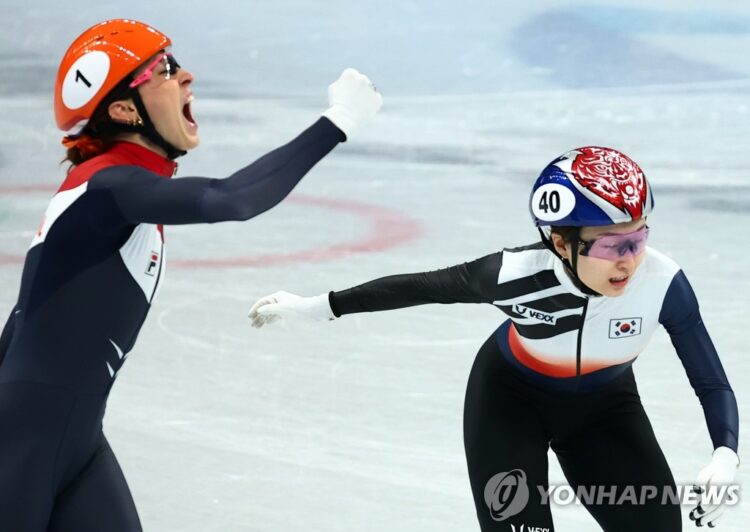 choi min jeong feet 3