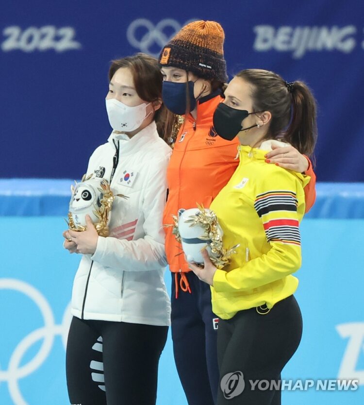 choi min jeong feet 4