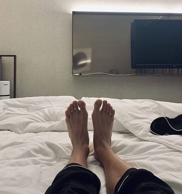 choi minah feet 2