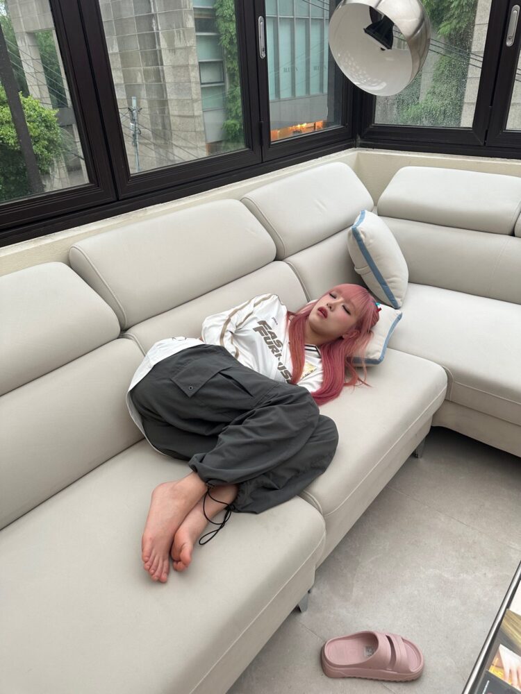 choi yena feet 1 scaled