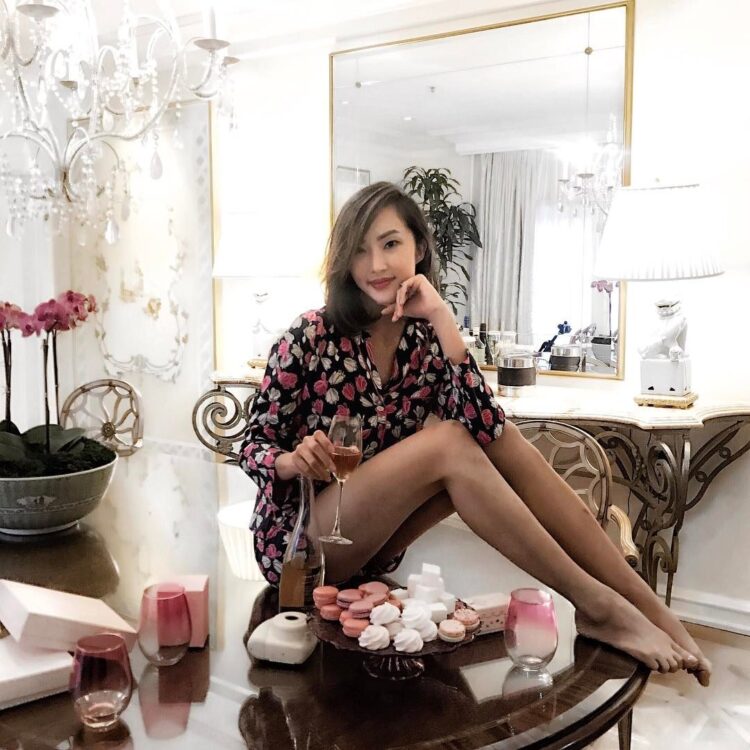 chriselle lim feet 6