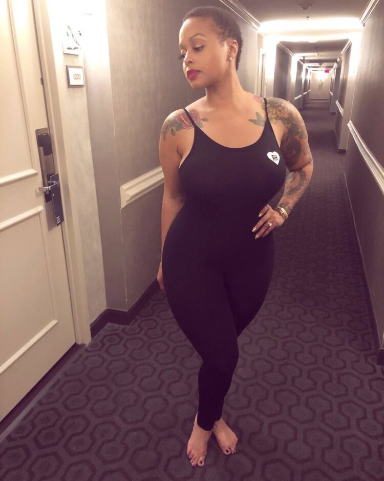 chrisette michele feet 1