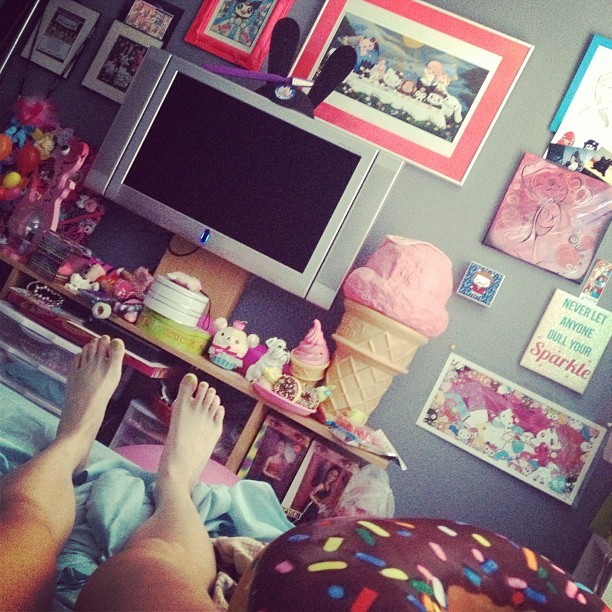 chrissa sparkles feet 6