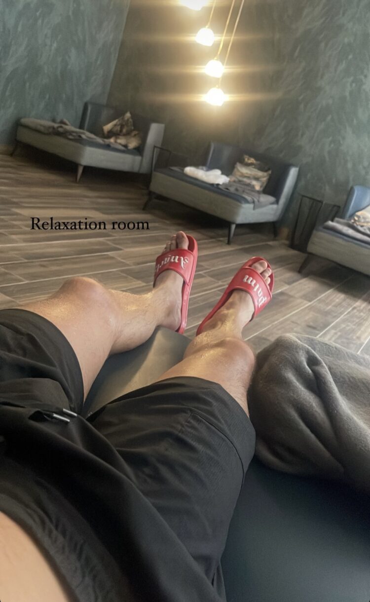 chrissy hughes feet 1