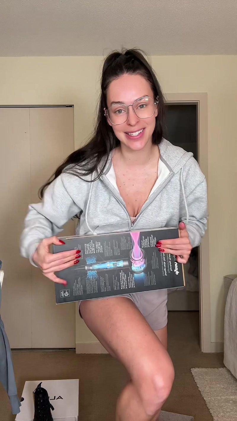 chrissy jeffries feet 3