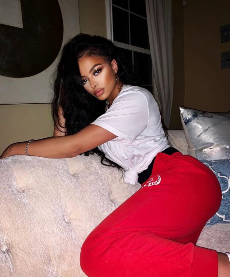 chrissy stokes feet 2