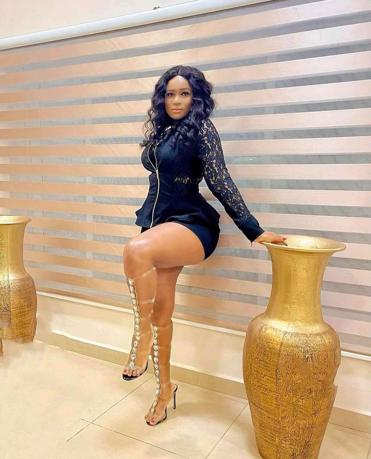 christabel ekeh feet 6