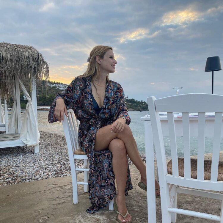 christiana aristotelous feet 5