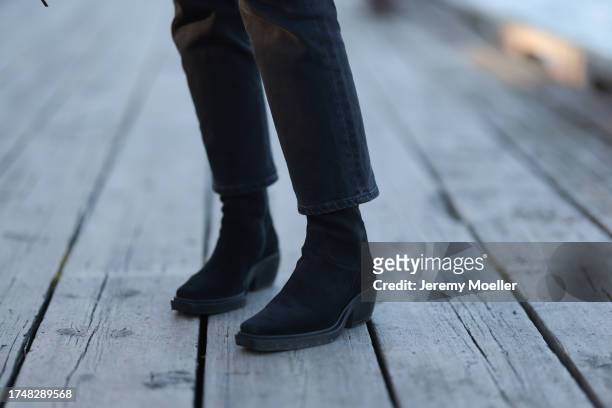 christina bischof feet 5