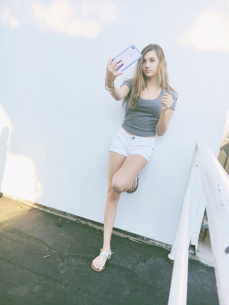 christina crockett feet 1