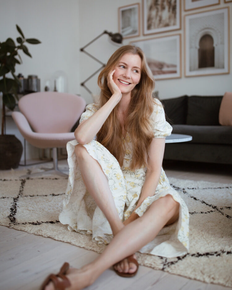 christina dueholm feet 6