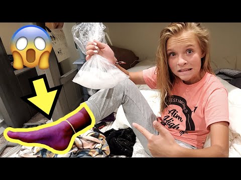 christina dyches feet 1