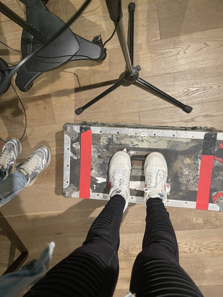 christina gaskarth feet 5