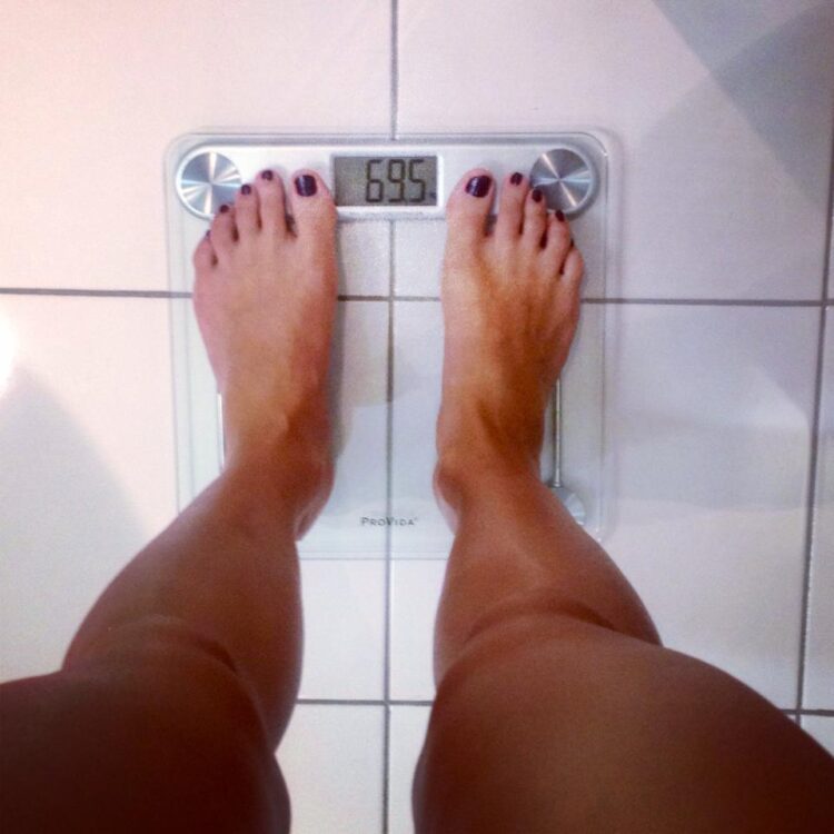 christina hammer feet 3